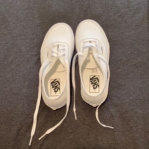 Brand new never worn women’s Van’s